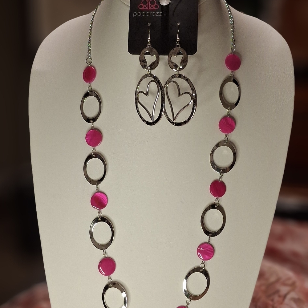 Paparazzi Fuchsia and Silver Necklace Set
